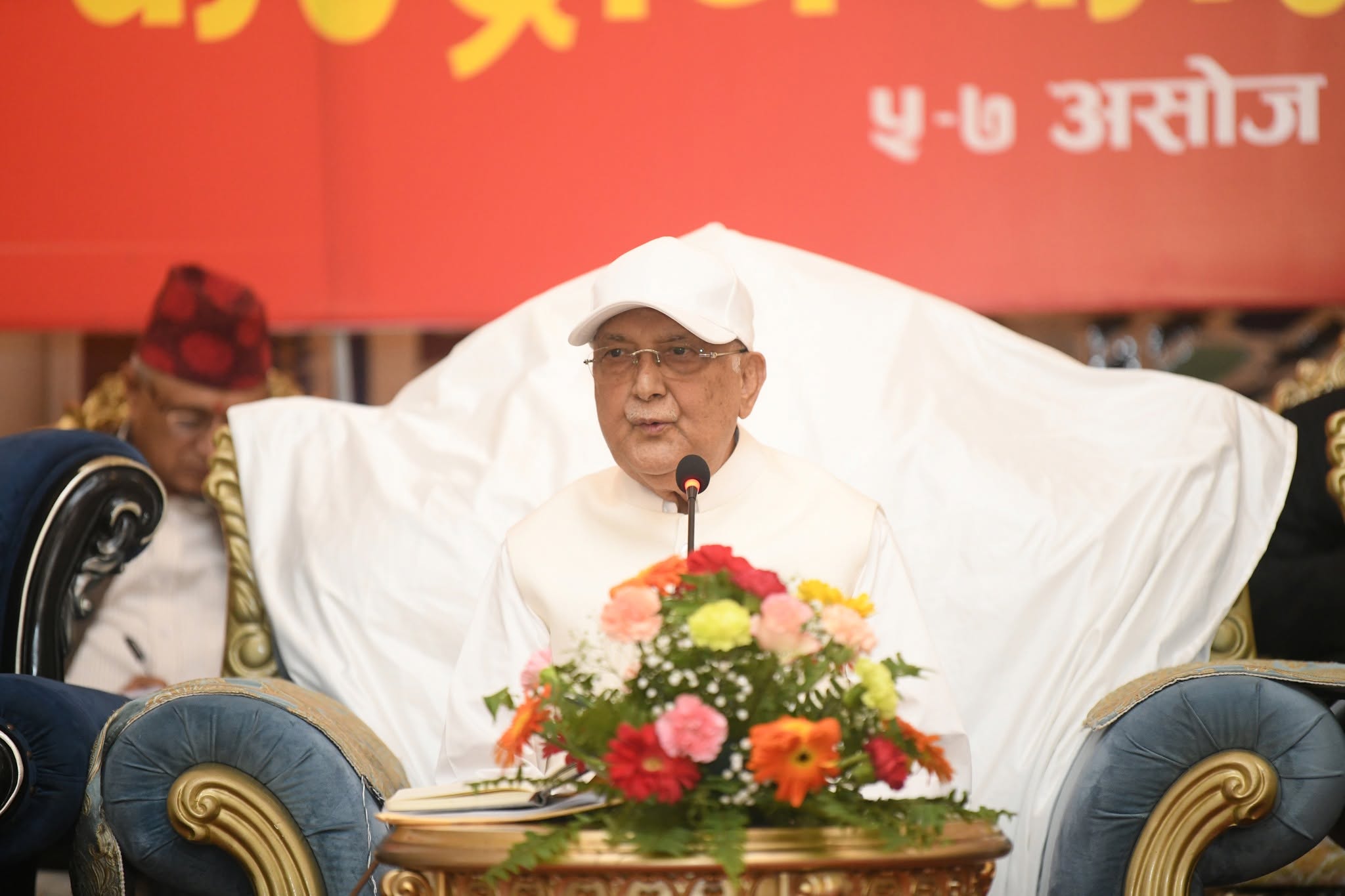 चुनौतीको सामना गर्न, आगामी कार्यभार पूरा गर्न पार्टी एकढिक्का भएर अघि बढ्नुपर्छः अध्यक्ष ओली