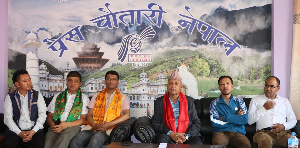 सरकारले मुलुक हाँक्न सकेन, विकल्पको ढोका खुलिसकेको छ : एमाले प्रचार प्रमुख गौतम