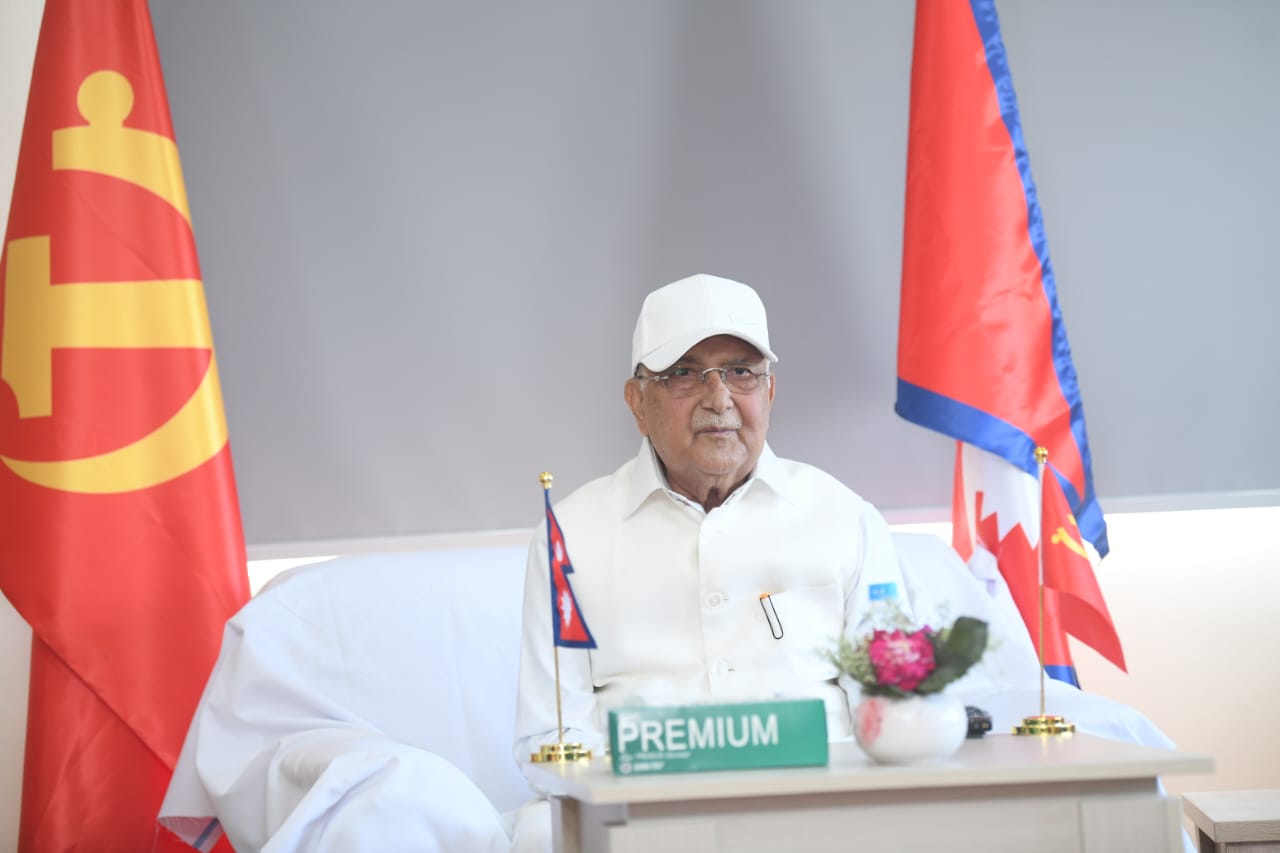 अहिले देशले स्वतन्त्रता उपयोग गर्न पाएको छैनः अध्यक्ष ओली