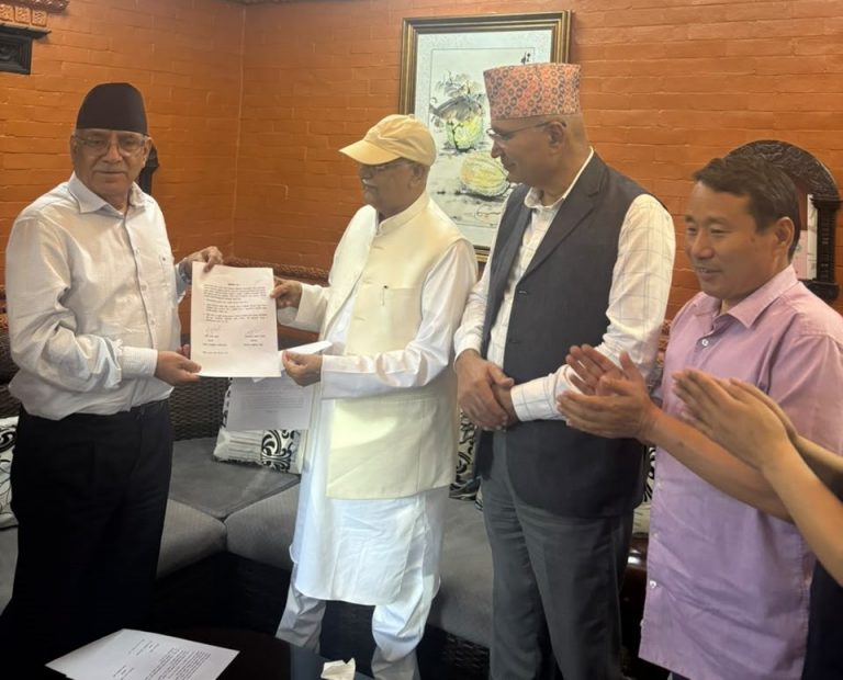 नेकपा (एमाले) र नेकपाबीच सहकार्य गर्ने सहमति कार्यान्वयनका लागि पाँचबुदे निर्देशन जारी