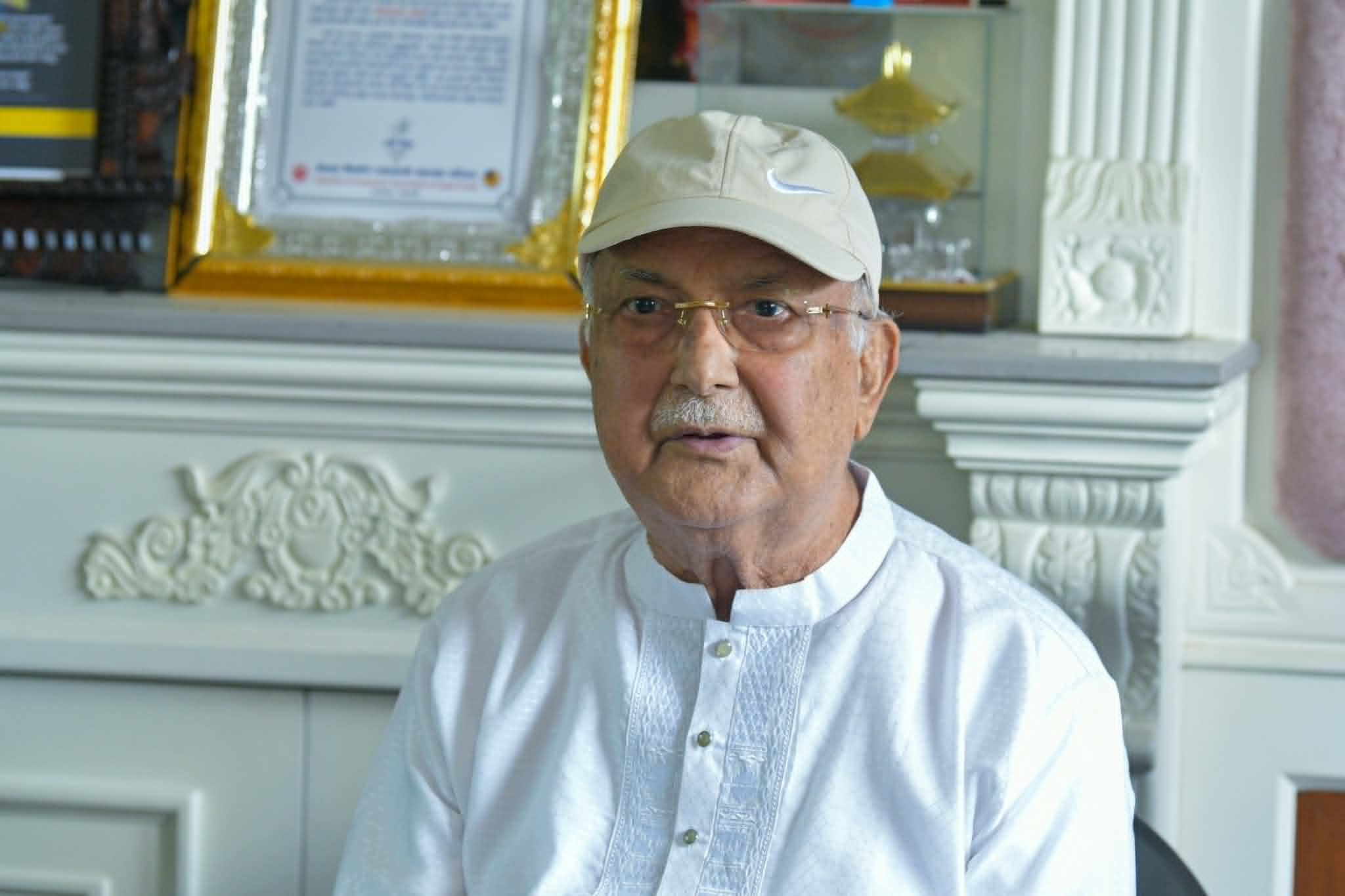 अध्यक्ष ओलीद्वारा रोल्पामा पहिरोमा परी निधन हुनेहरुप्रति भावपूर्ण श्रद्धाञ्जली
