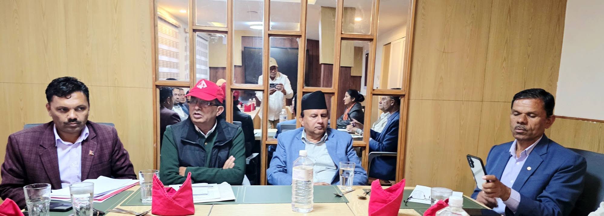 संगठन विभागको बैठकः महासचिवद्वारा केन्द्रीय कमिटीका निर्णय र सन्देश तल्लो तहका कमिटीसम्म पुर्याउन निर्देशन